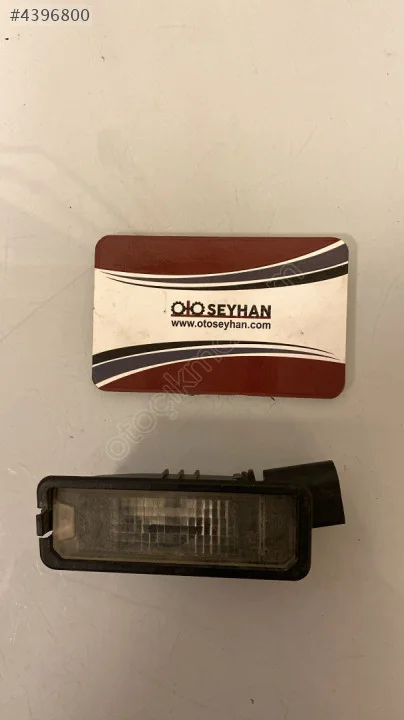 1K8943021 volkswagen jetta golf 6  plaka lambası