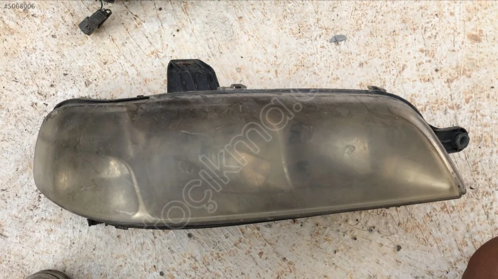 2002-2005 Fiat Albea Sağ Ön Far