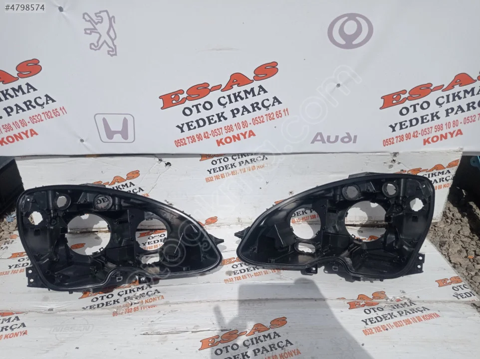 2008-2010 Mercedes C Serisi W204 Düz Zenonlu Far Kasası
