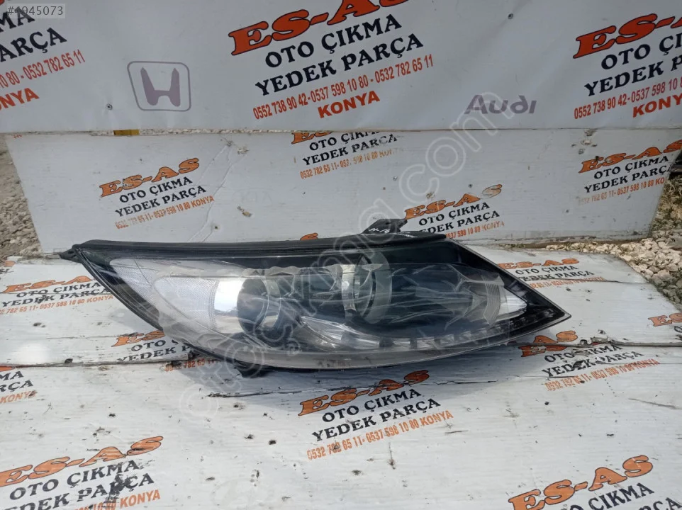 2011-2014 Kia Sportage LED'li Sağ Ön Far