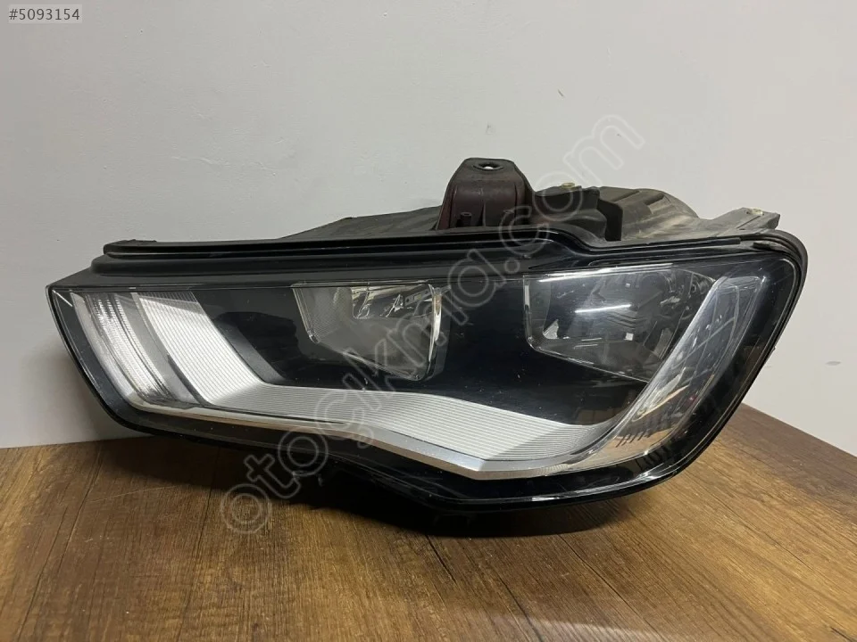 2013-2016 Audi A3 Sol Far 8V0941003