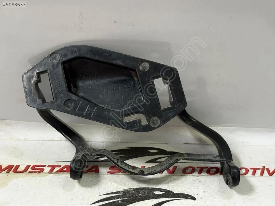 2014 Volvo V60 MENTEŞE Sol Ön Far Yıkama Kapağı 31353308