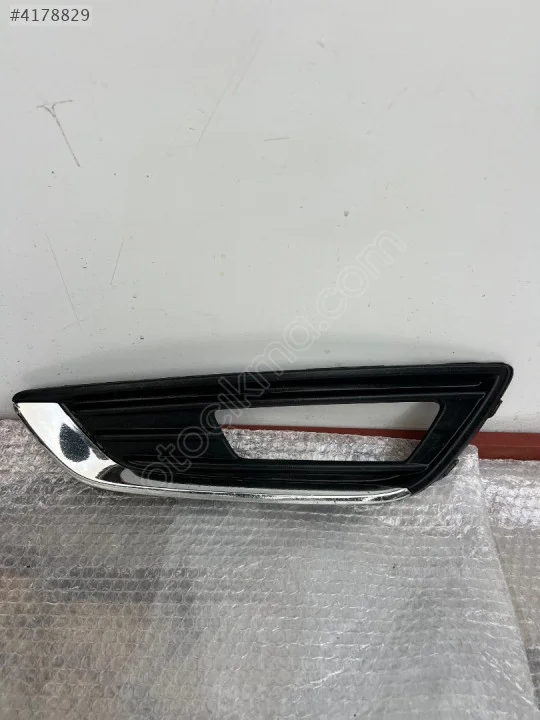 2015-2018 Ford Focus Sol Sis Far Çerçevesi