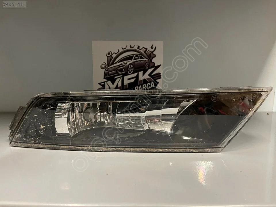 2015-2019 Skoda Superb Sağ Sis Farı 3V0941700