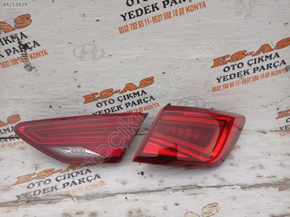 2016 Seat Leon SW Sağ İç ve Dış Stop 5F0945308K