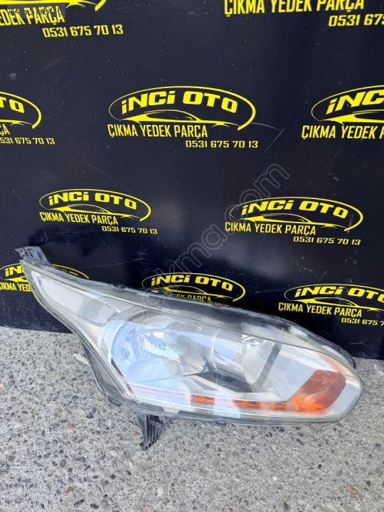 2017 Ford Connect Sağ far çıkma Orjinal