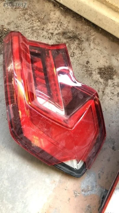 2018-2026 Audi Q2 Sağ Stop 81A945092