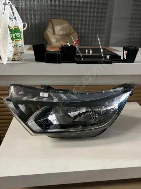 2021 2023 Hyundai i20 Ön Sol Far