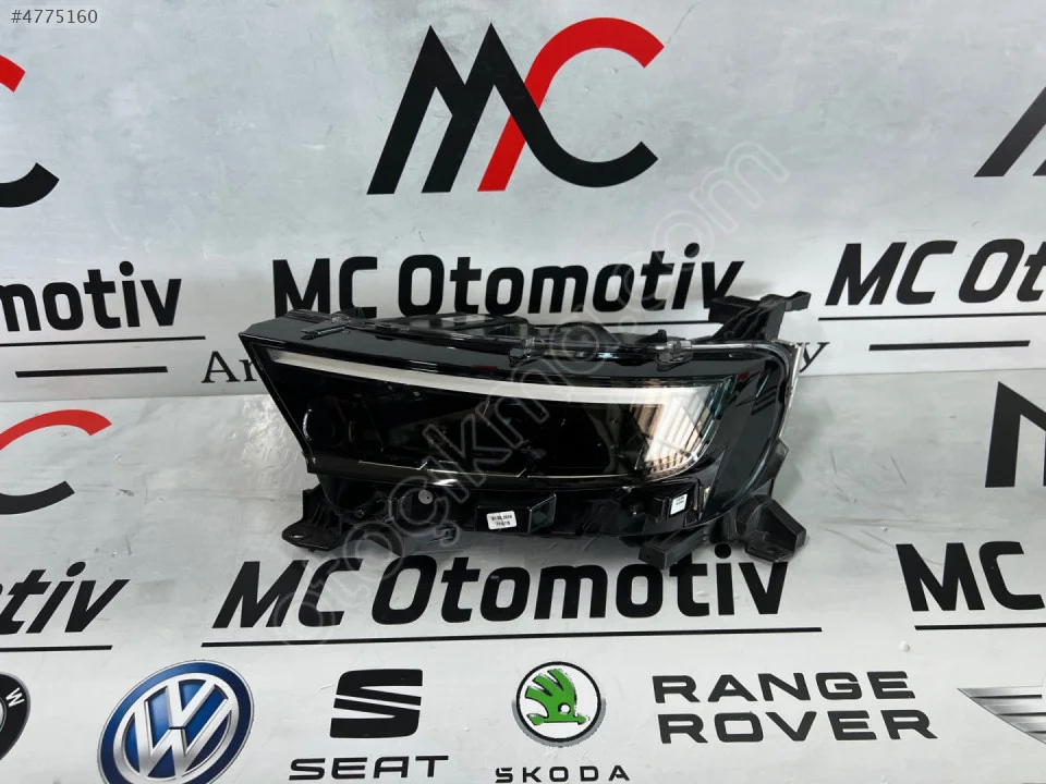 2021-2025 Opel Mokka Hatasız Sol far 9837331880