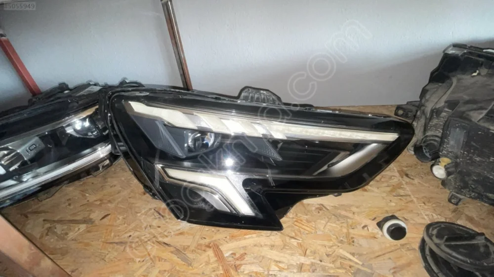 2021-2026 Audi A3 Sağ Far