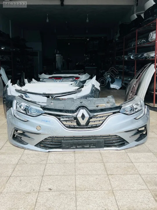 2022-2024 Renault Megane 4 Ön Tampon Panjur Sis Kapakları