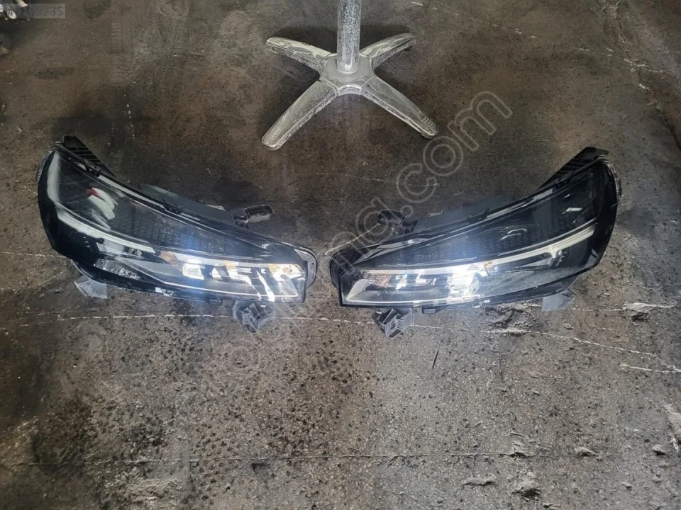 2023-2026 Renault Clio 5.5 Sağ Sol Far