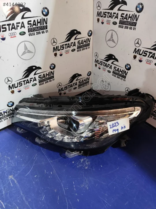 2023 MG HS SAĞ ÖN FAR