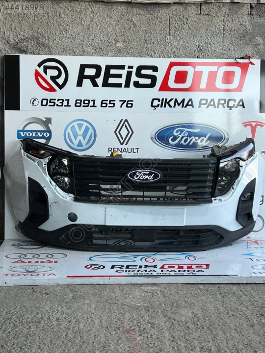 2025 Ford Tourneo Courier Ön Tampon Sağ Sol Ledli Far