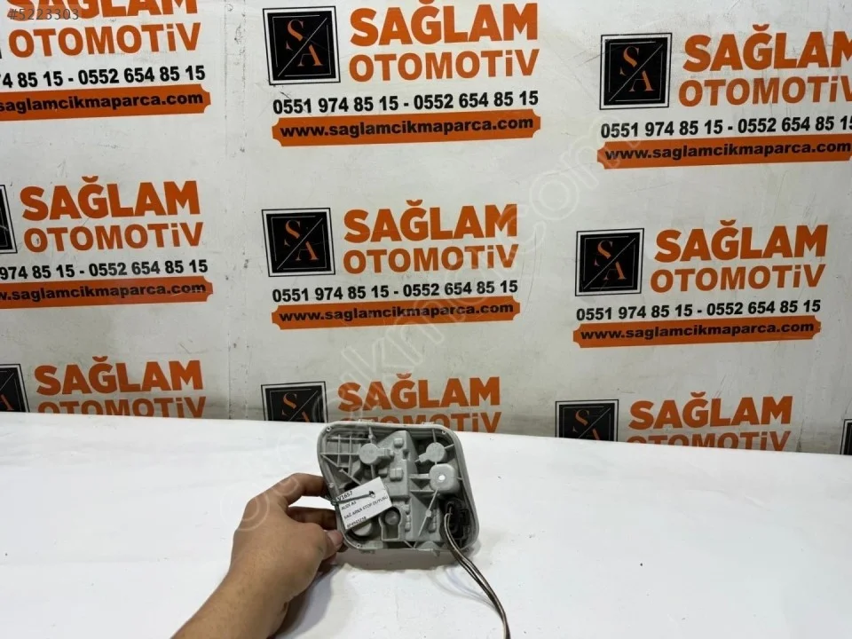 2026 Audi A3 Sağ Arka Stop Duyusu 8P4945258