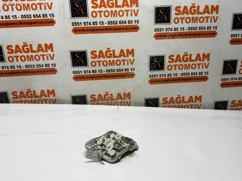 2026 Audi A3 Sağ Arka Stop Duyusu 8P4945258