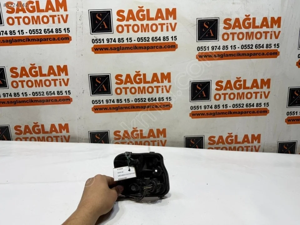 2026 Audi A3 Sağ Arka Stop Duyusu 8P4945258D