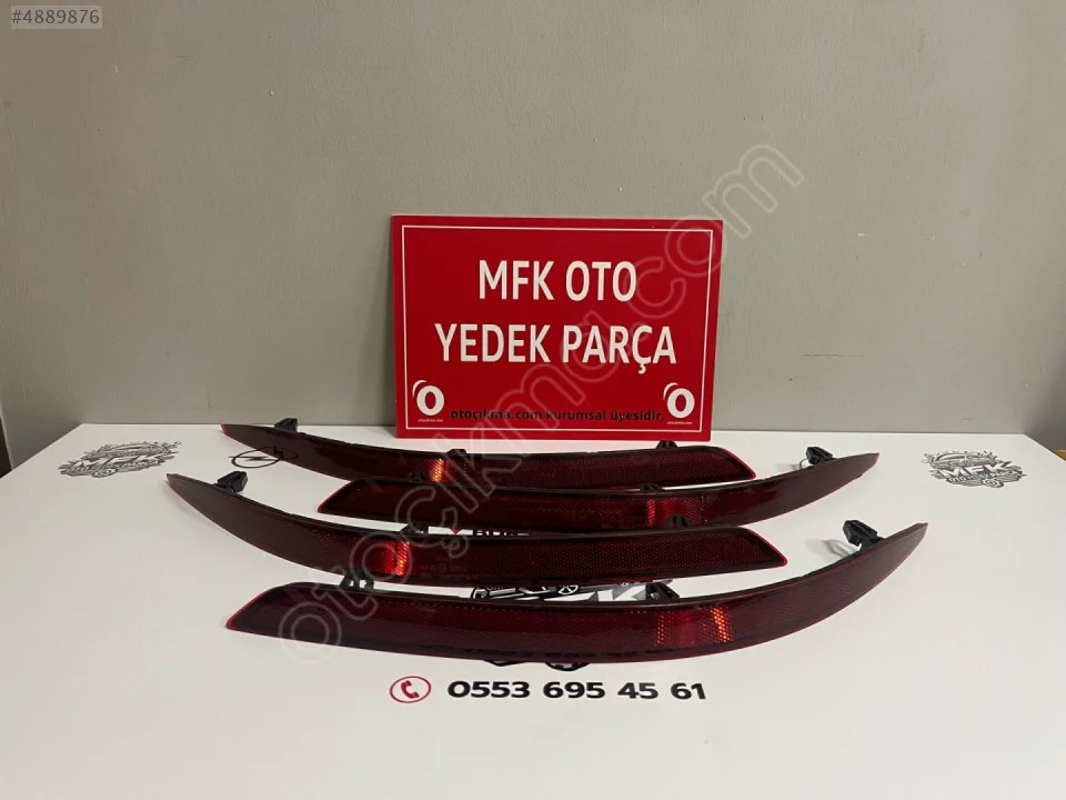 2026 Audi Q3 Arka Reflektör 83A945106A