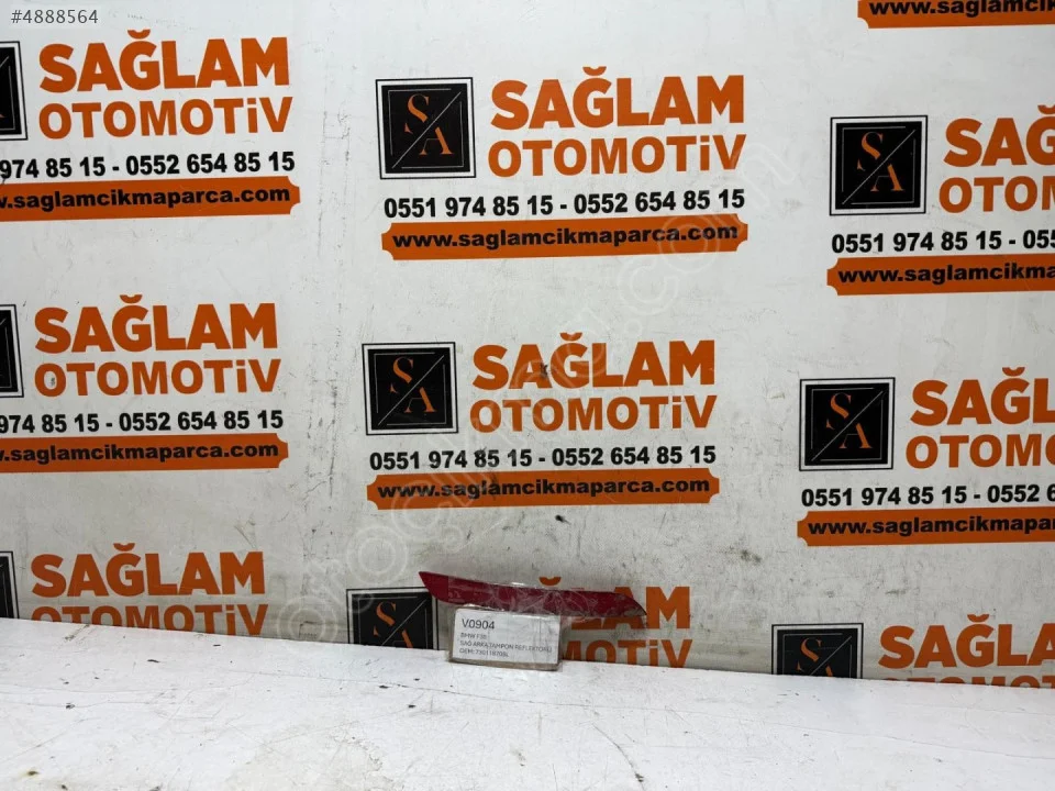 2026 BMW 3 Serisi F30 Sağ Arka Tampon Reflektörü 730118705L