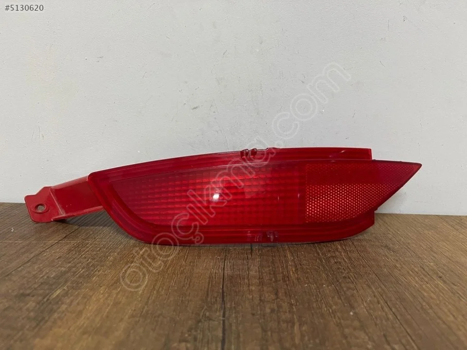 2026 Ford Fiesta Sol Reflektör 8A6117E847