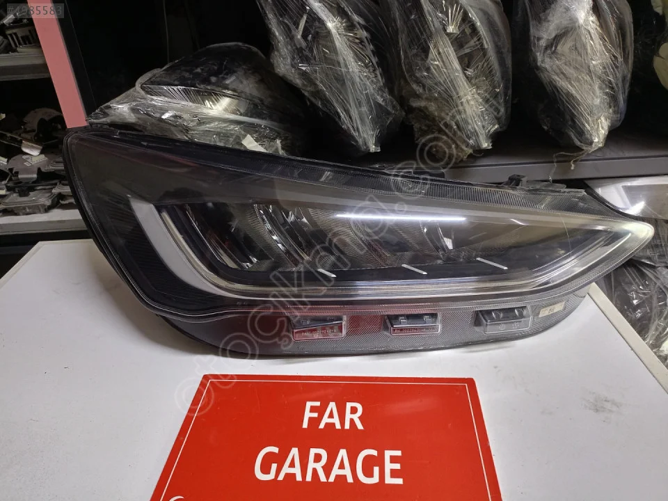 2026 Ford Focus LED Far