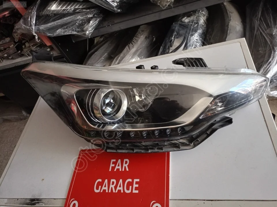2026 Hyundai i20 Sağ Far