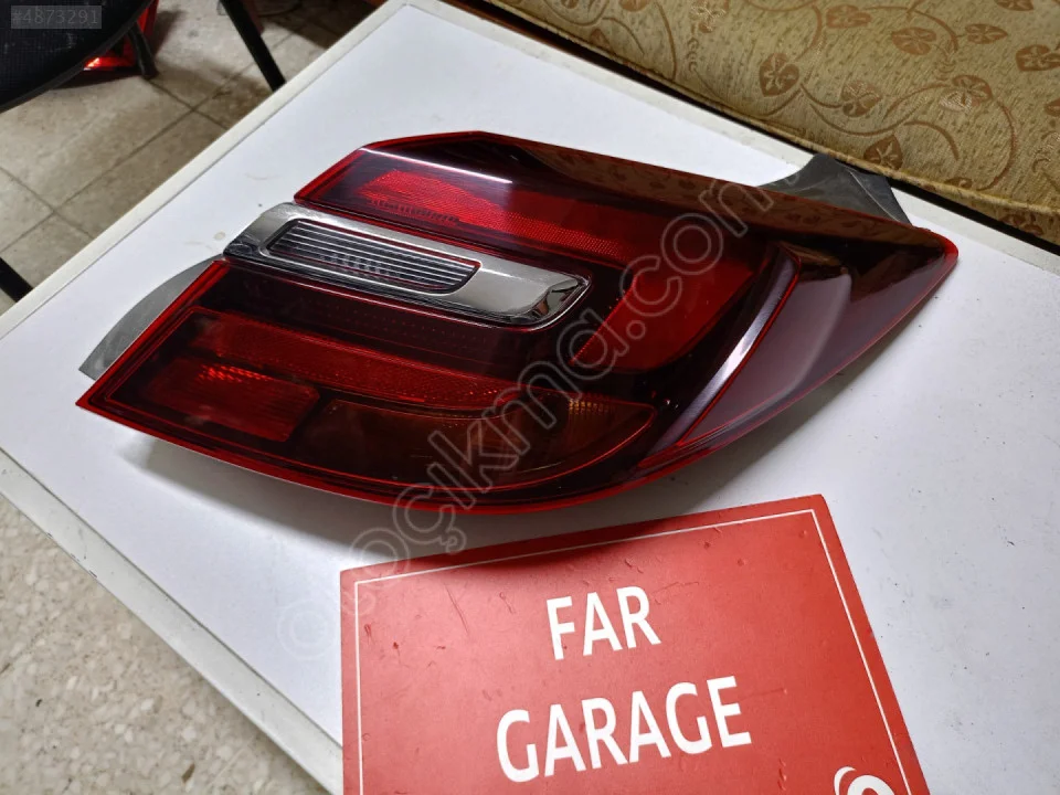 2026 Opel Insignia Sağ Arka Stop