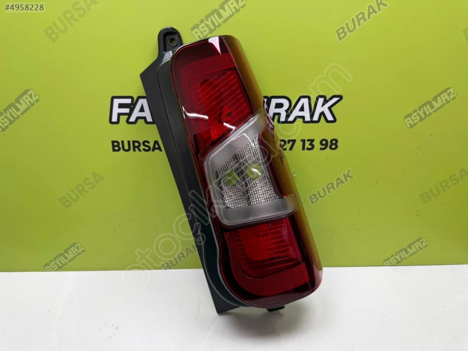2026 Peugeot Rifter Sağ Stop 9820554880