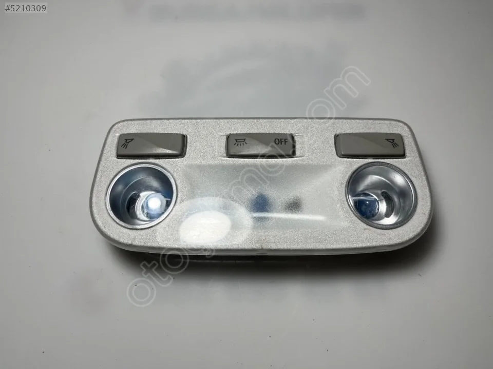 2026 Renault Captur Tavan Lambası 504641904