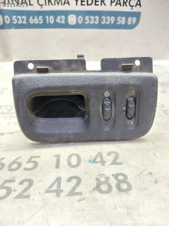 2026 Renault Megane 1 Far Ayar ve Parlaklık Düğmesi 8200171265