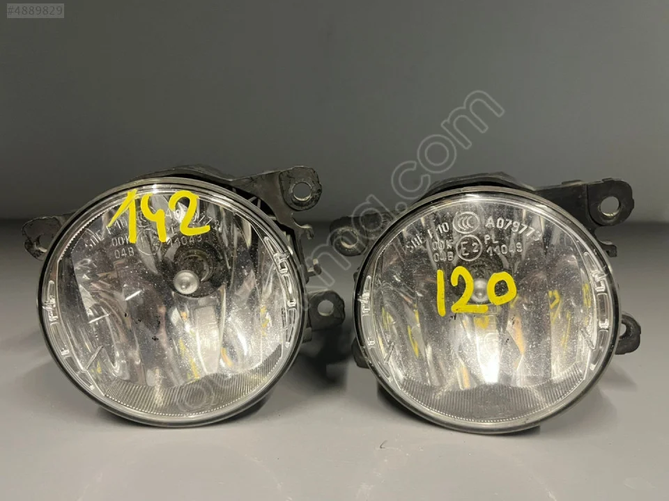 2026 Renault Trafic Sis Farı 261500097R