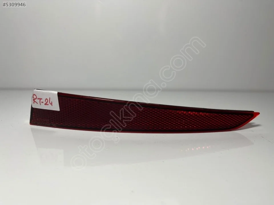 2026 Skoda Fabia Arka Sol Reflektör 6VE945105