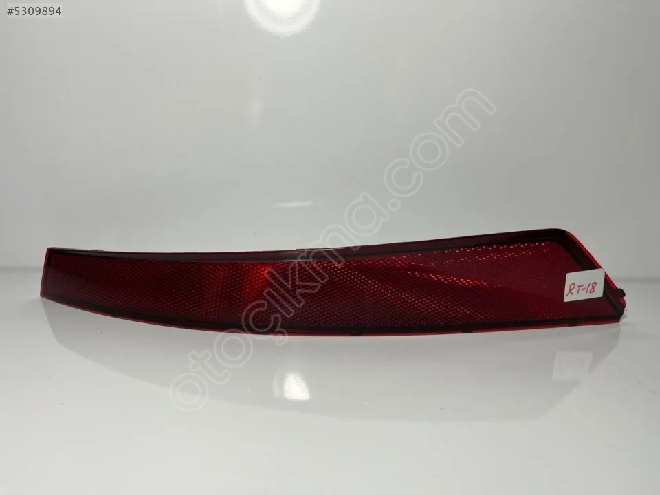2026 Skoda Kodiaq Arka Sağ Reflektör 565945106B
