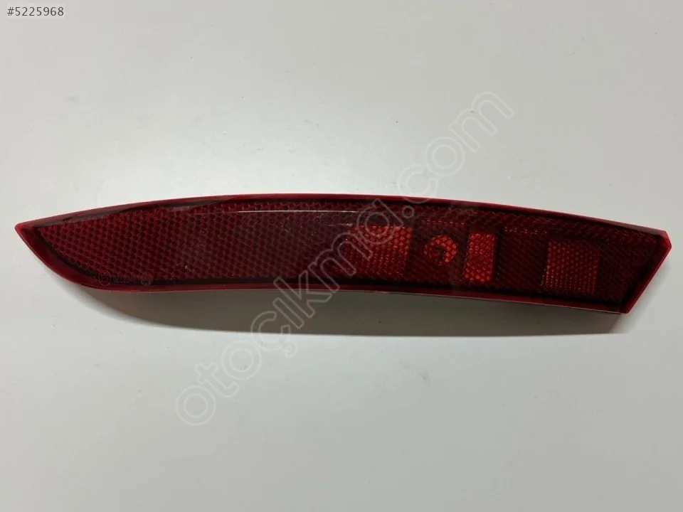 2026 Skoda Octavia Sağ Reflektör 5E7945105