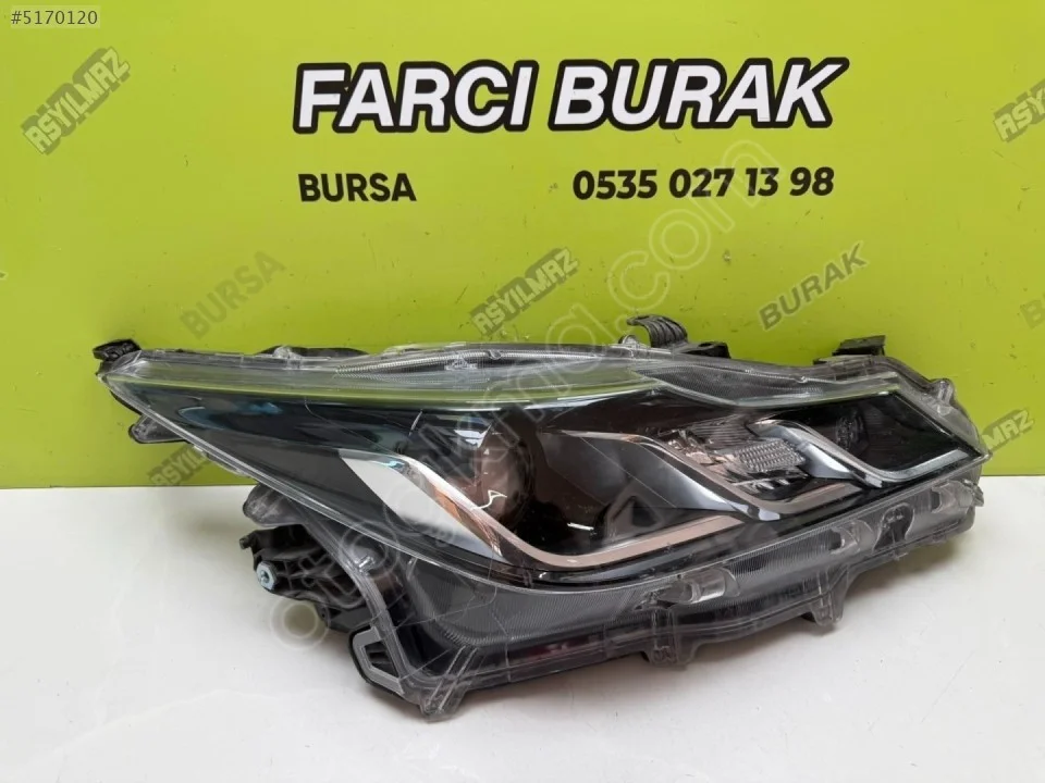 2026 Toyota Corolla Hybrid LED Sağ Far 81110-02T31