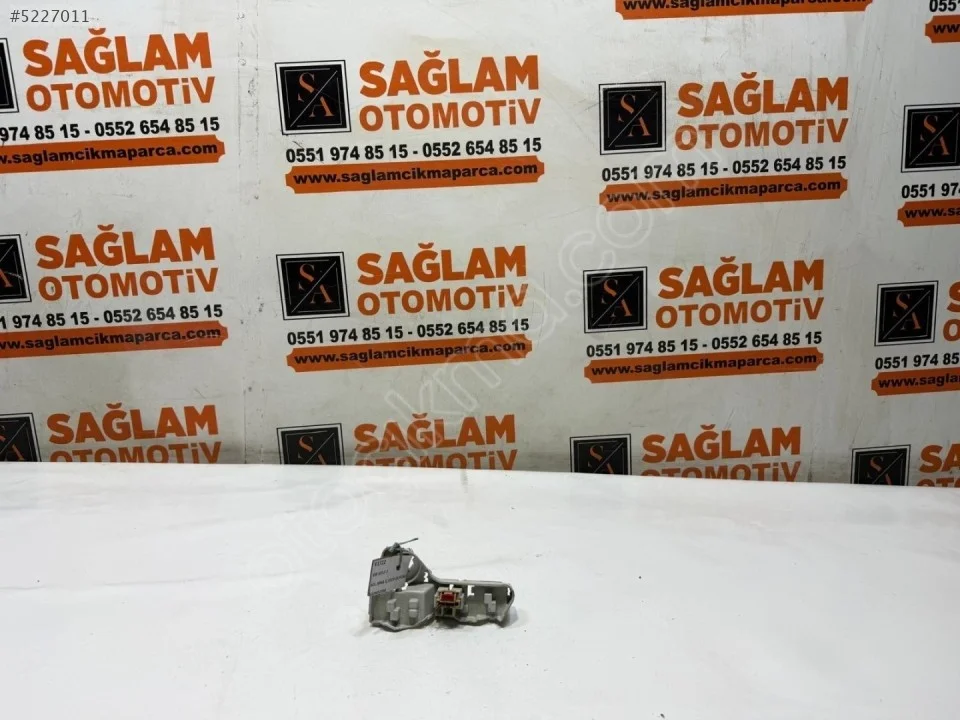 2026 Volkswagen Golf 7 Sol Arka İç Stop Duyusu 5G0945259A