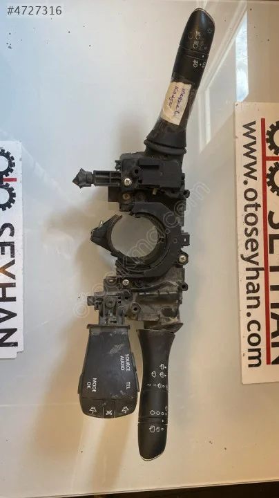 255672214R 170828SN1 renault megane 4 kadjar silecek sinyal kolu