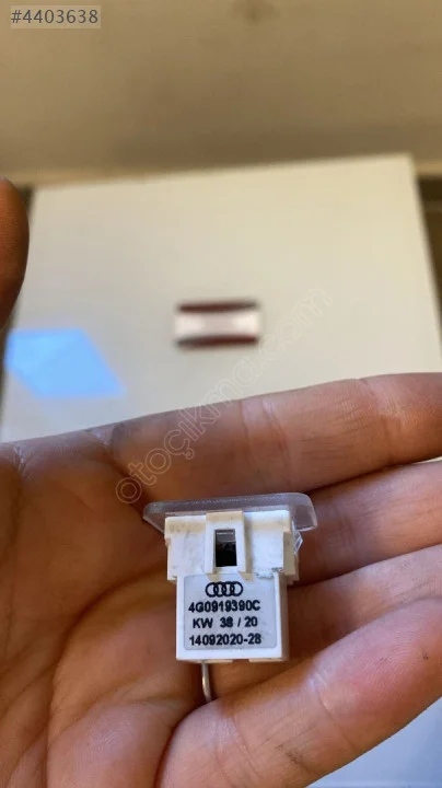 4G0919390C audi a3 2020 sol ön ayak lambası