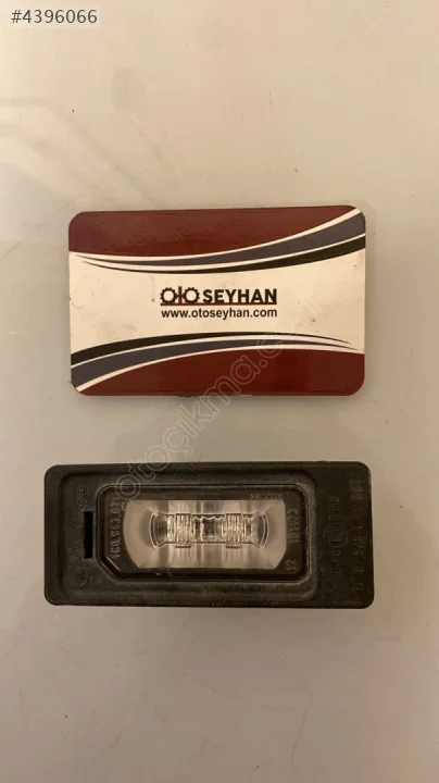 4G0943021 Audi A4 2014 plaka lambası