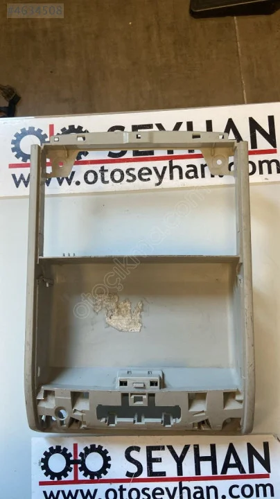 5C0868837 volkswagen passat 2015 2023 tavan lambası çerçevesi