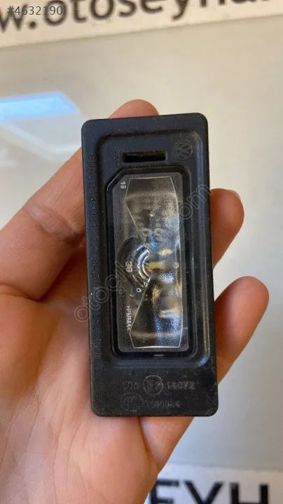 5NA943021 audi a4 2017 plaka lambası led