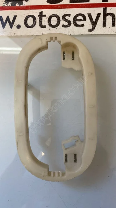 8200038381 renault clio 1,2 symbol tavan lambası çerçevesi