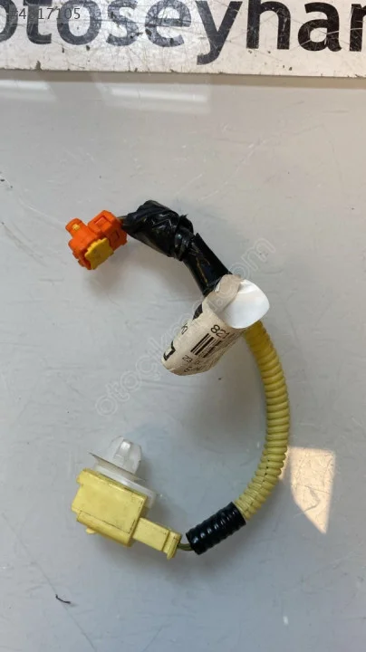 8214002350A toyota corolla 2018 göğüs sağ yolcu airbag tesisatı