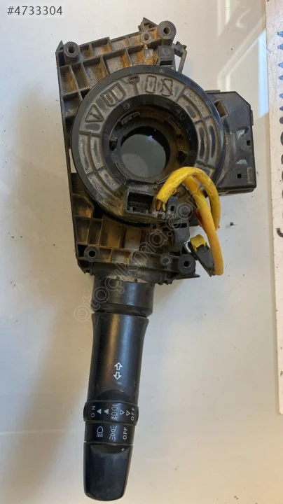 8617A190 mitsubishi L200 far sinyal kolu ve airbag sargısı