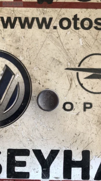 8V0905217D Audi a3 2020 start-stop düğmesi