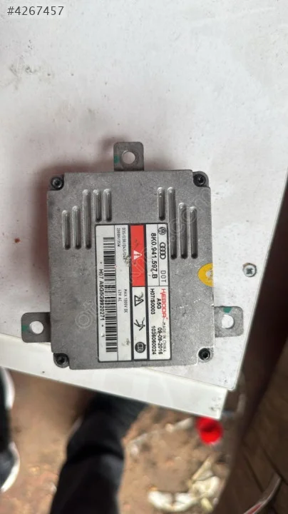 Audi A6 far beyni orj çıkma parçalar