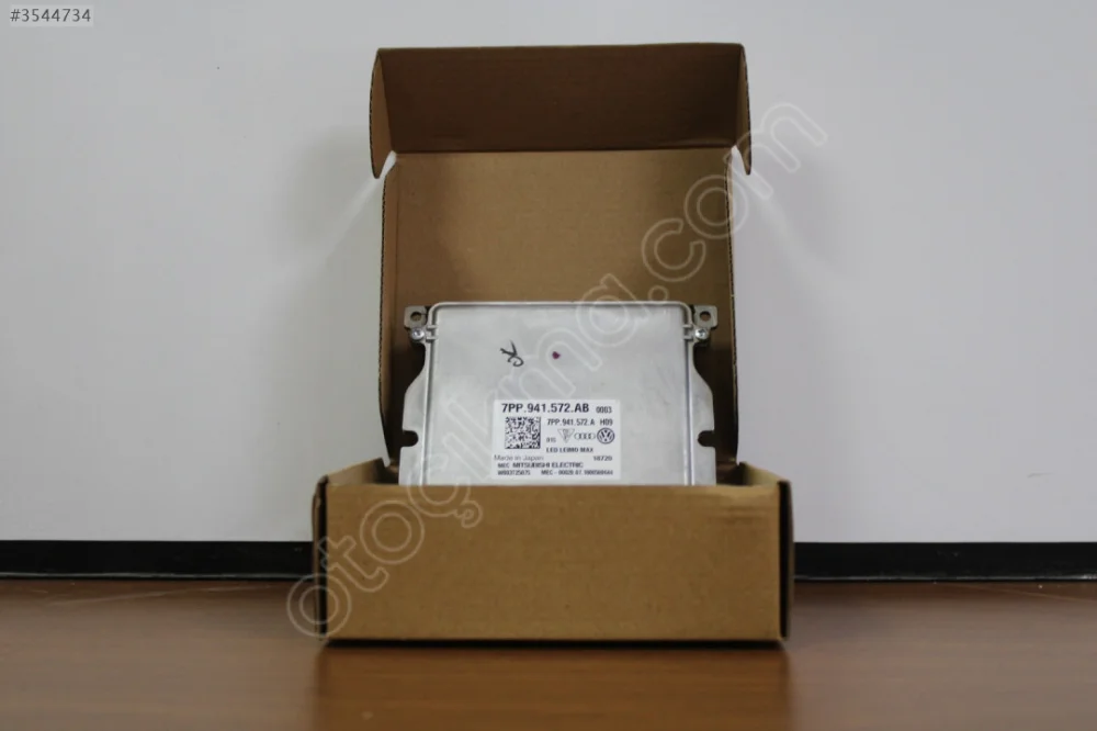 AUDİ A6 PASSAT B8 SIFIR LED FAR BEYNİ 7PP941572AB