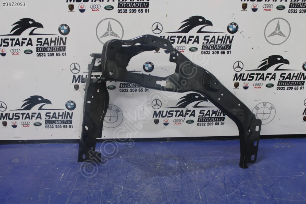 BMW 1 SERİSİ F70 SOL FAR YUVA SACI ORJİNAL 51645A34C07