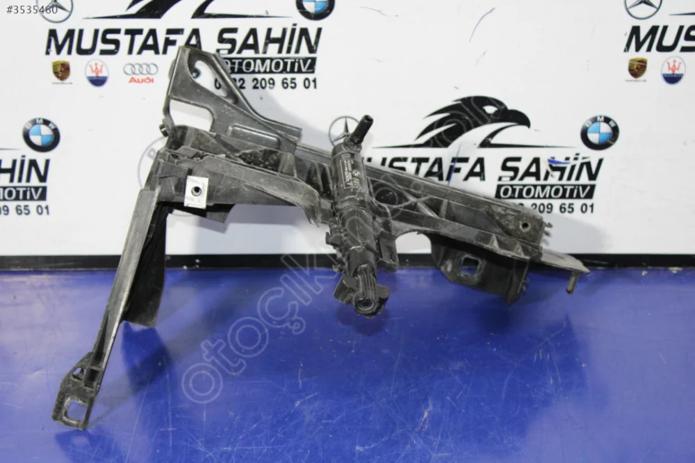 BMW 5 SERİ F10 F11 F18 SAG FAR ALT BRAKET 5164720094
