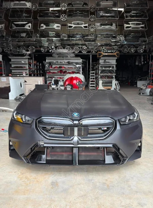 BMW 5 SERİ G30 M5 KOMPLE ÖN SET TAMPON PANEL FAR KAPUT ÇAMURLUK